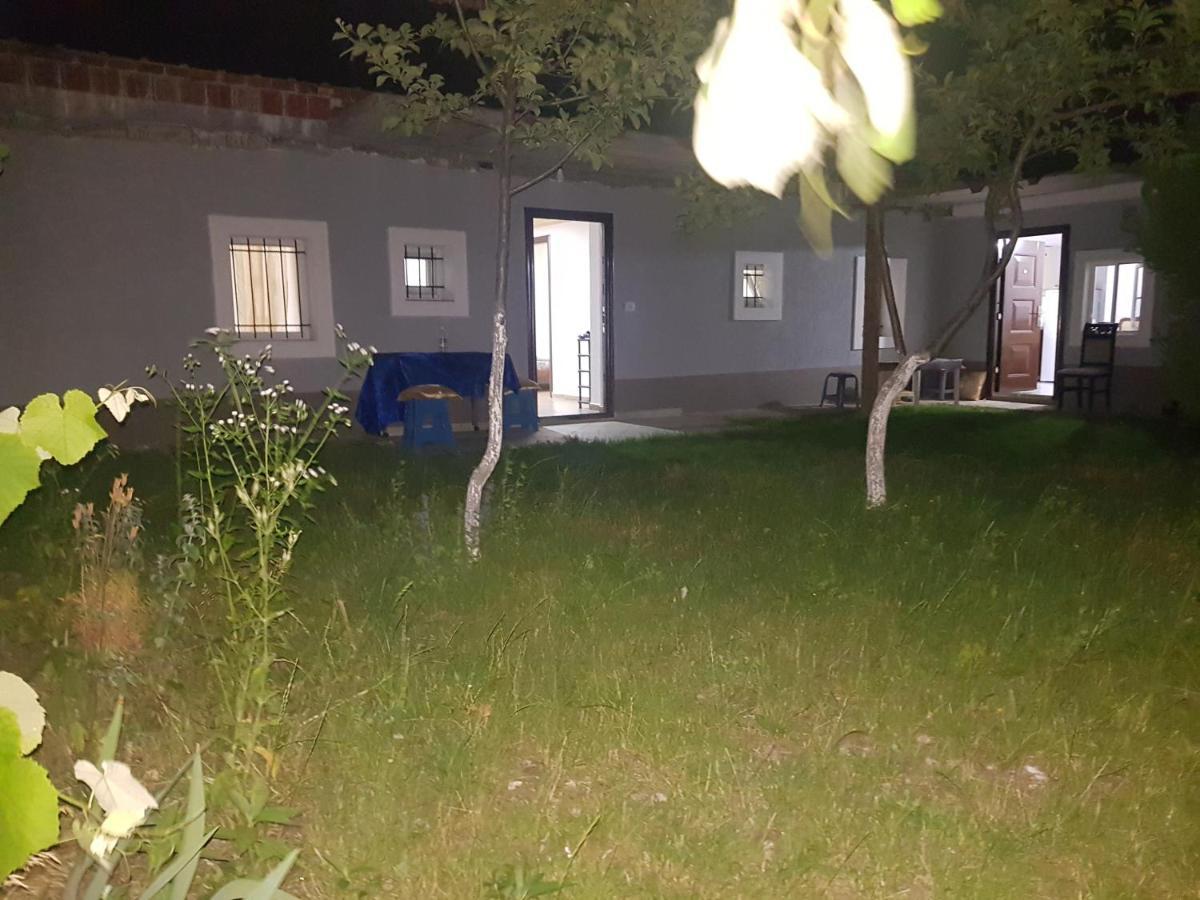 Bujtina Sherifaj Valbona Exteriör bild