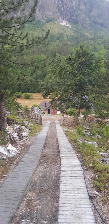 Bujtina Sherifaj Valbona Exteriör bild